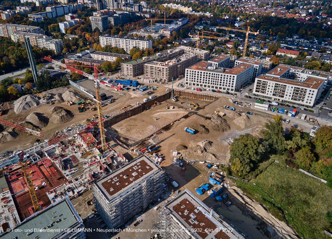 13.10.2022 - Baustelle Alexisquartier und Pandion Verde in Neuperlach